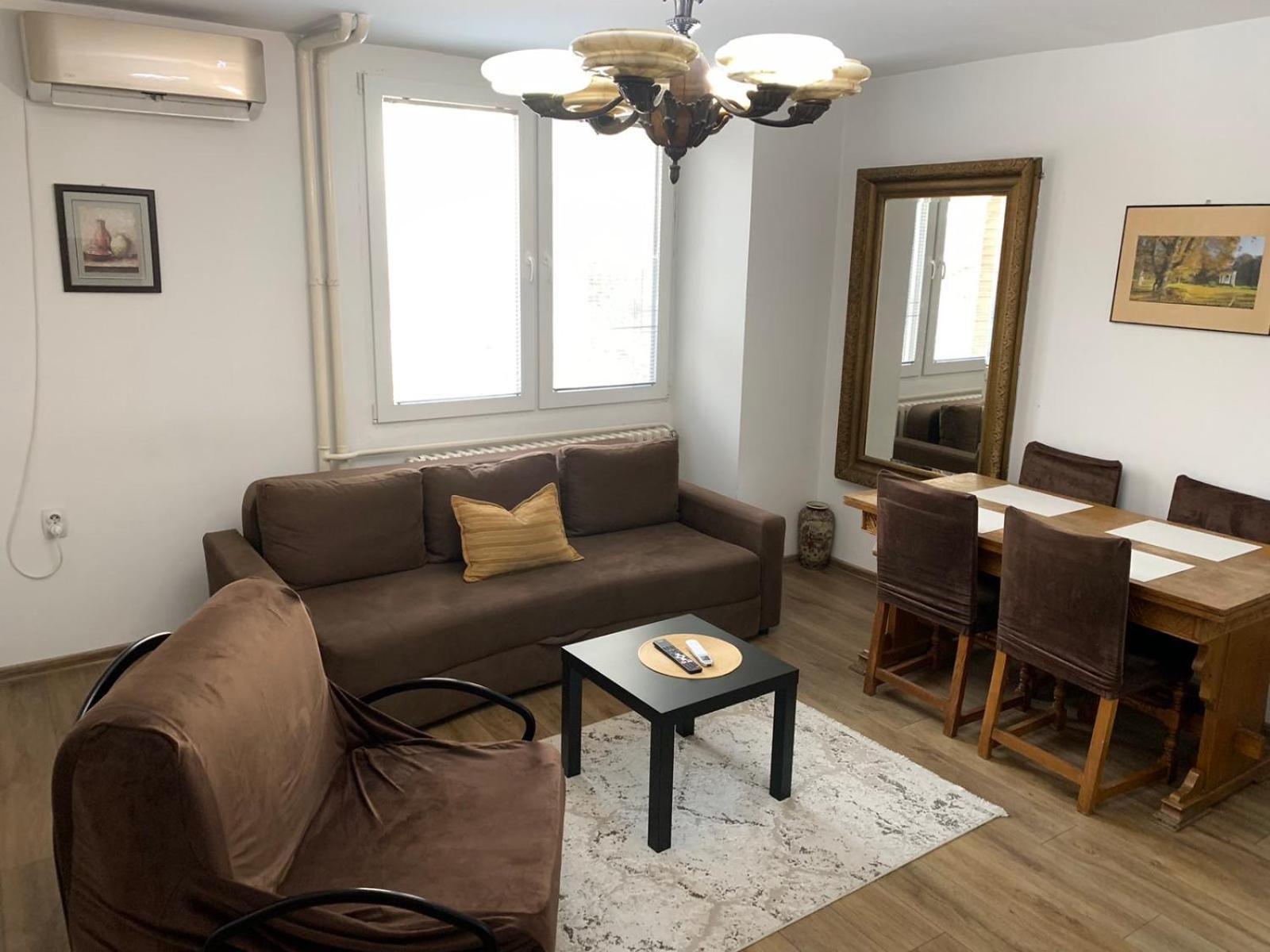 Apartment In The Center Of Skopje Buitenkant foto